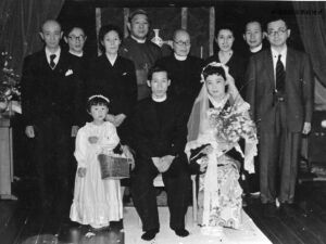 集合写真　中道政昭司祭結婚式　八代斌助　中道政市　中道淑夫　横田豊:日にち不明:広島江波・中道政市師宅にあった写真