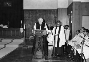ラムゼー大主教を迎えて　1976年:1975/05/19:スナップ　大聖堂