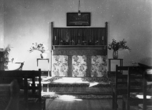 祭壇　姫路顕栄教会（旧）:日にち不明:礼拝堂内部　資料室蔵